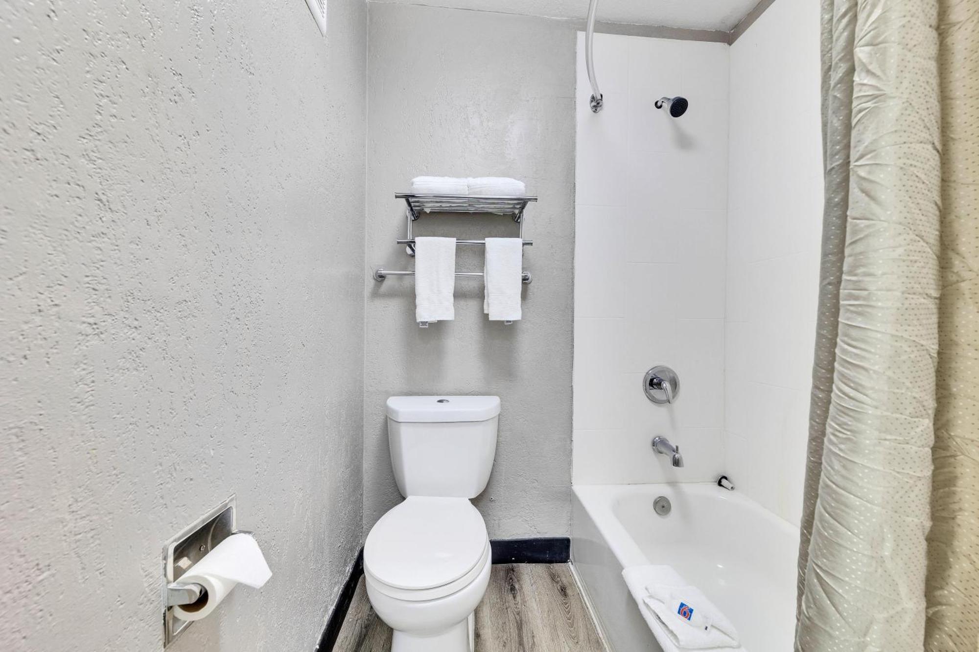 Motel 6-Austin, Tx - Airport - South Экстерьер фото