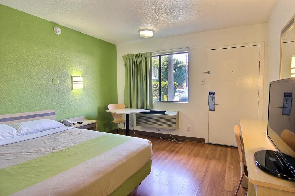 Motel 6-Austin, Tx - Airport - South Экстерьер фото